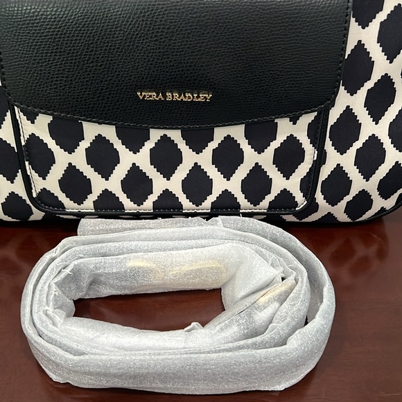 Vera Bradley Bowler Ikat Spots - Picture 15 of 16